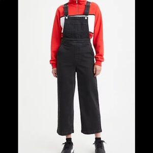 Levi’s Ribcage Overalls